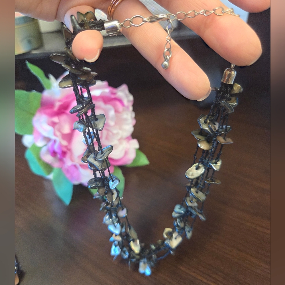 Black and Silver Jewelry Set - Picture 4 of 4